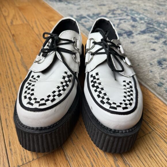 Black and White Men\'s Oxfords main image 4